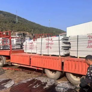 佛山 芝麻灰花岗岩光面毛板出货日常