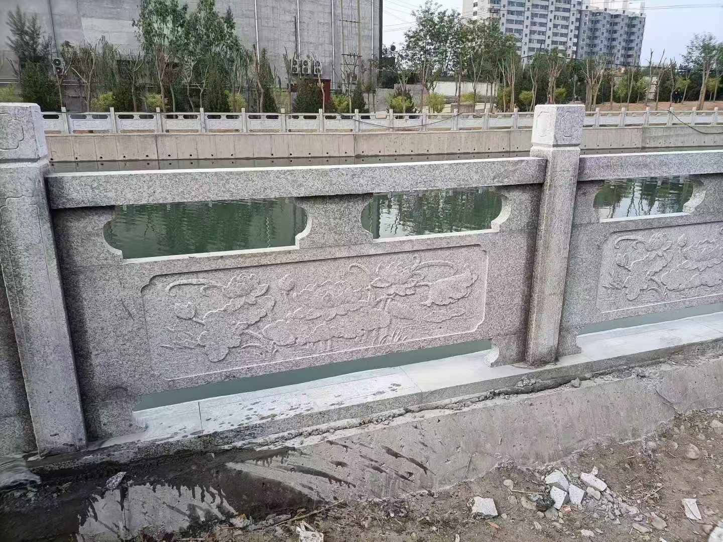 佛山 芙蓉白大花桥梁、河道，石材栏杆、围栏、护栏