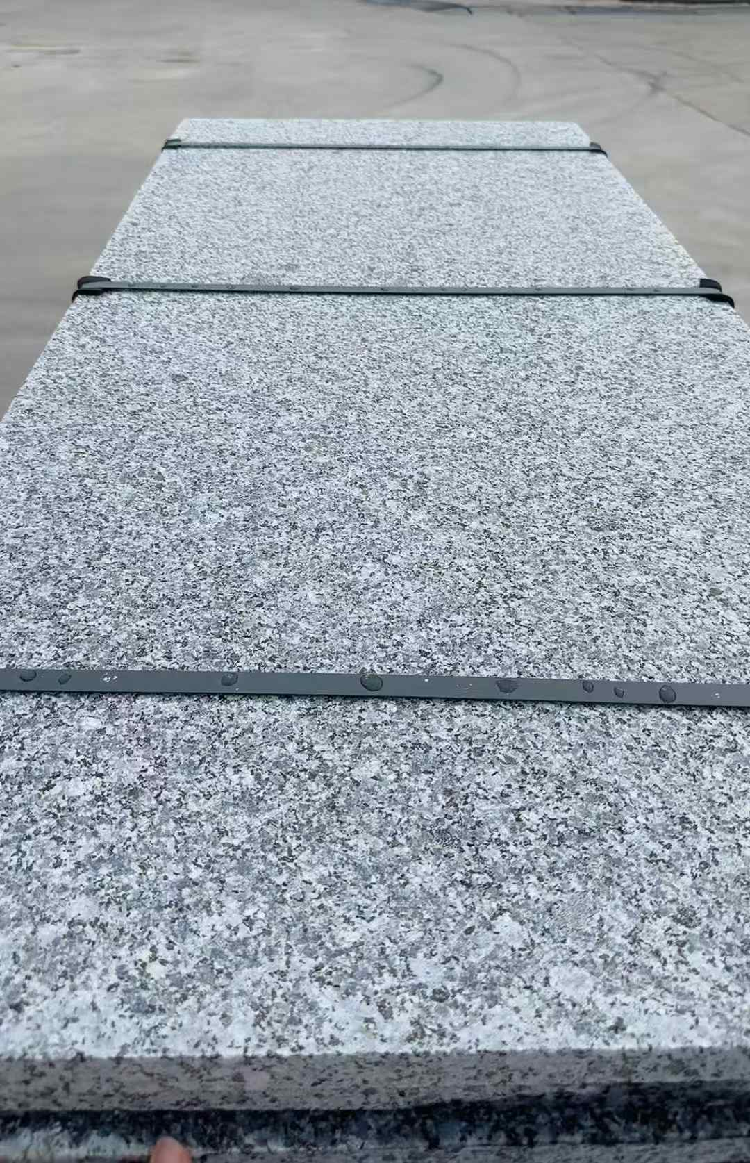 佛山 芝麻黑火烧面毛板，条板，半成品