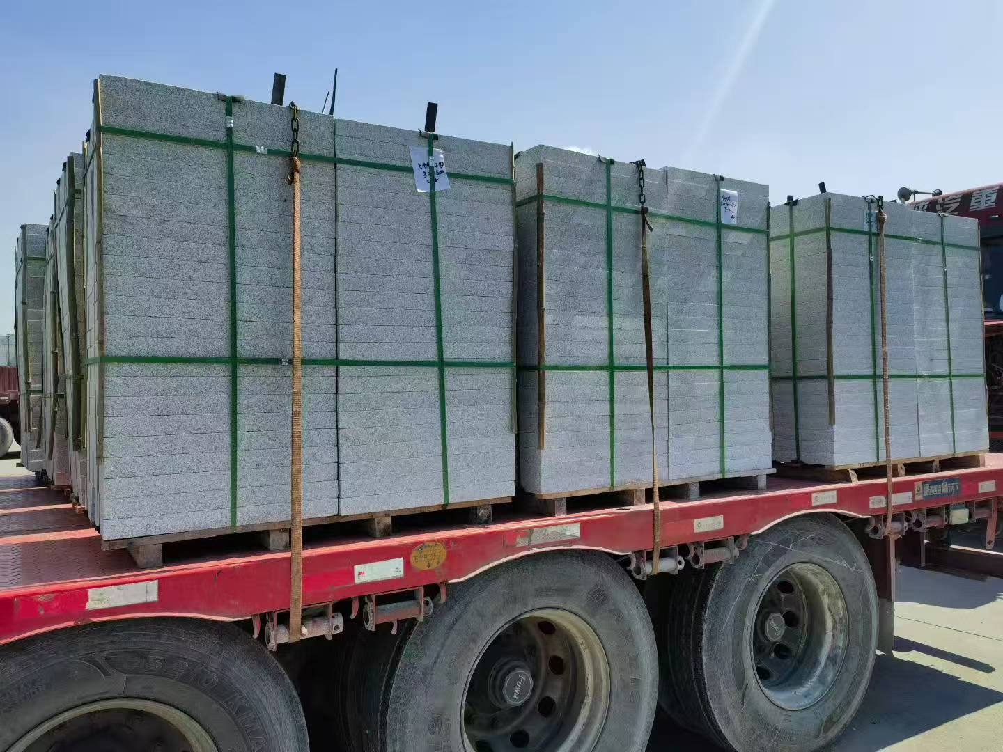 佛山 芝麻白花岗岩地铺石