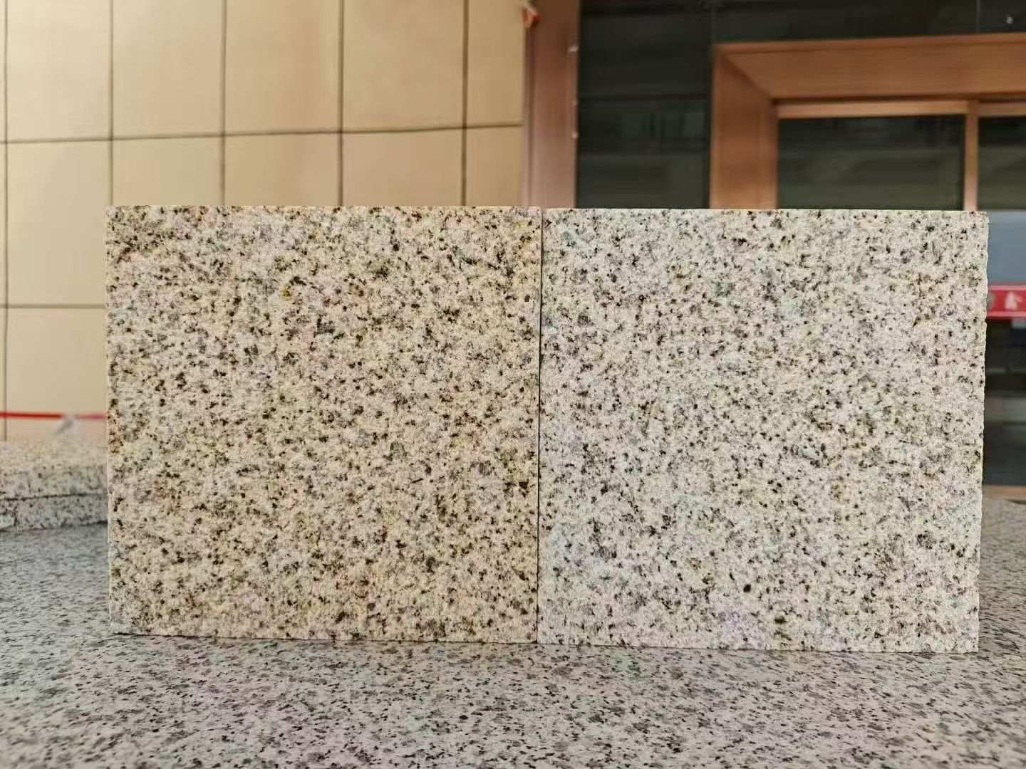 佛山 黄金麻荔枝面，中黄与浅黄