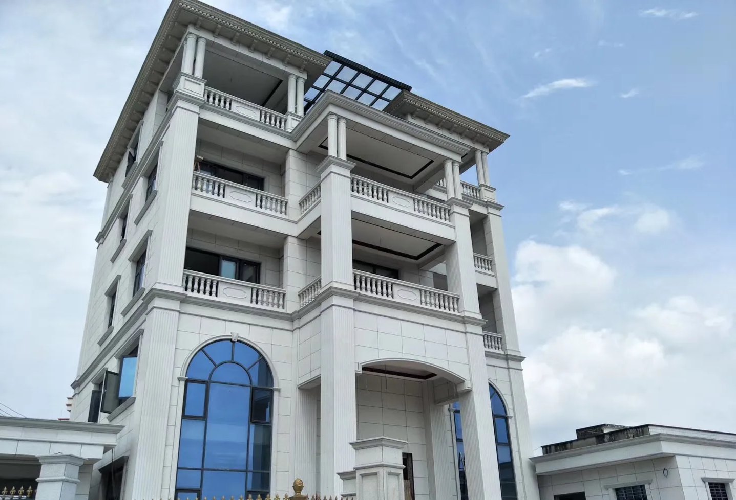 佛山芝麻白别墅干挂效果展示